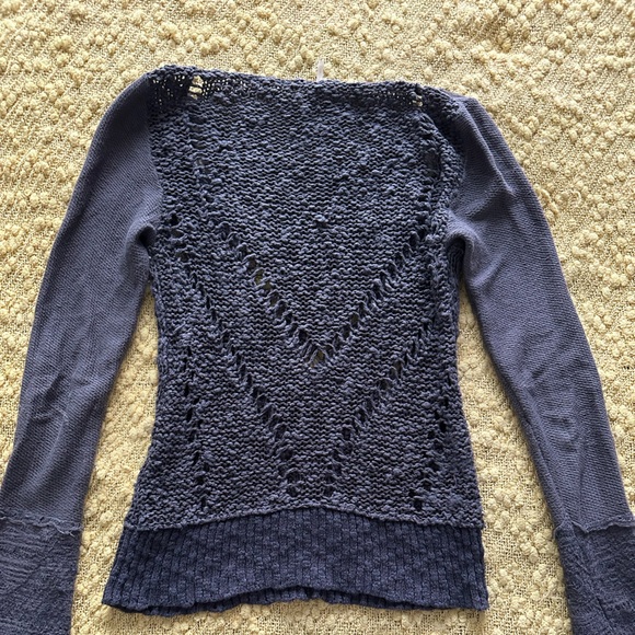 Sweater - Picture 2 of 4